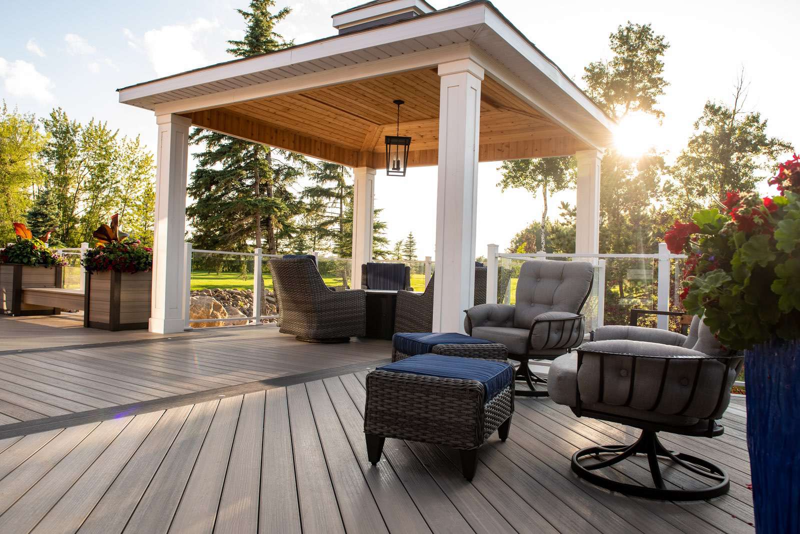 Larry’s Epic PVC & Composite Deck Edmonton Decks